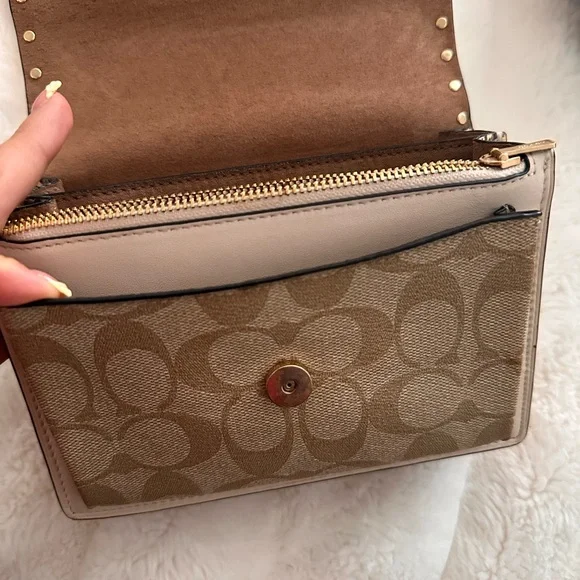 Coach Cream and Tan Crossbody Bag - Picture 5 of 5